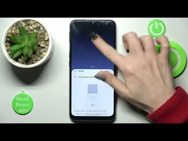 'Video thumbnail for How to Enter One Handed Mode in OPPO A16S – One Hand Usage'