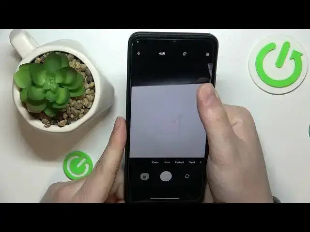 Video thumbnail for How to Manually Set Up the Camera Brightness