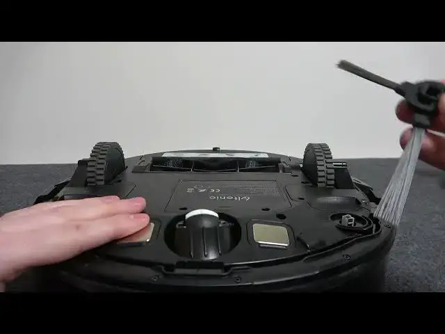 Video thumbnail for Ultenic D5s - How To Attach Spining Brushes