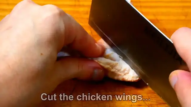 Video thumbnail for TANGY BUFFALO CHICKEN WING AT HOME