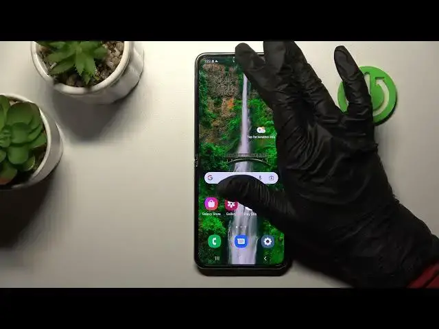 'Video thumbnail for How to Switch On / Off Screen Touches in Screen Recording on Samsung Galaxy Z Flip4'