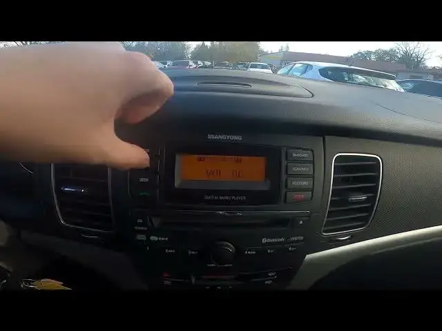 Video thumbnail for How to Search for Traffic Programme for Radio in Ssangyong Korando III ( 2010 – 2016 )