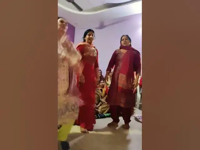 Video thumbnail for तीन दवरानी जेठानियो का कमाल #happy_lokgeet #trending #वायरल#डांस#हरयाणवी