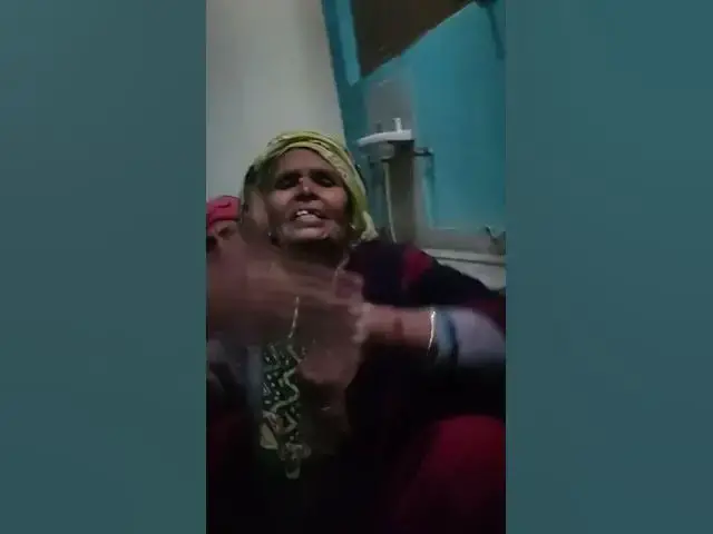 Video thumbnail for देखे है बेबे जब मेरा हुआ मुकलावा,धोती मै जहर की दवाई#happy_lokgeet #viral #डांस #हरियाणवी