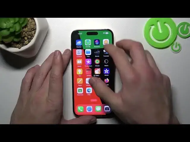 'Video thumbnail for How to Turn Off Flashlight on iPhone 14 Pro Max - Disable Torch'