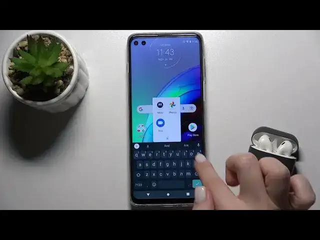 Video thumbnail for How to Create Folder in MOTOROLA Moto G100 – Organize Home Screen