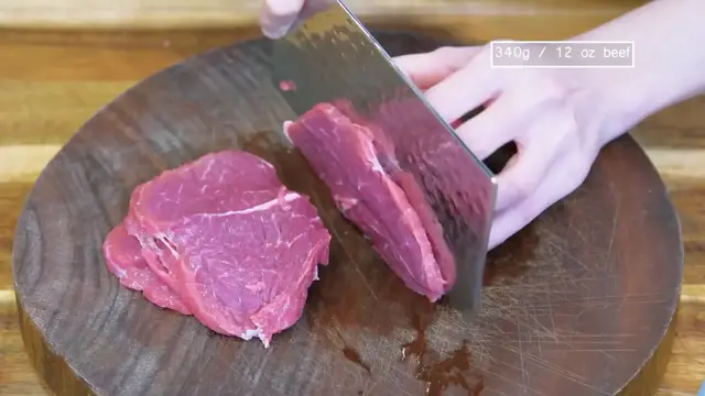 'Video thumbnail for Chinese Home-cooked Beef and Carrot Stir Fry Recipe (720p 60fps)'