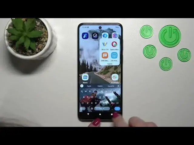 Video thumbnail for How to Create Home Screen Folders on MOTOROLA Moto G13