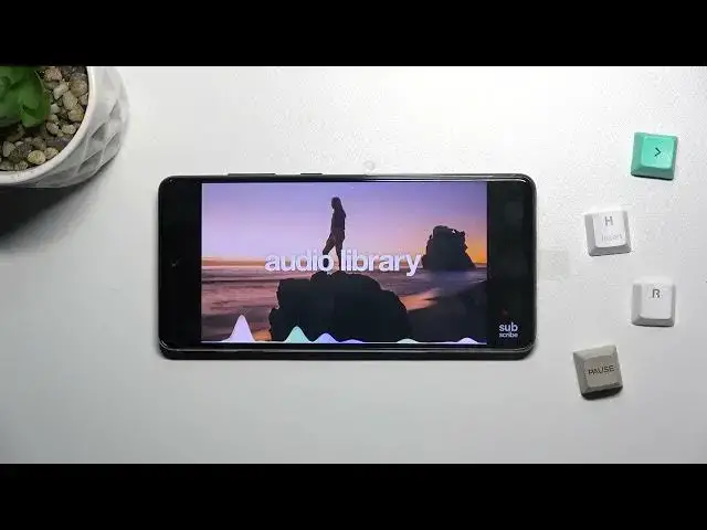 Video thumbnail for Speaker Sound Quality Test of SAMSUNG Galaxy S20 FE 5G – How Good Is the Speaker?