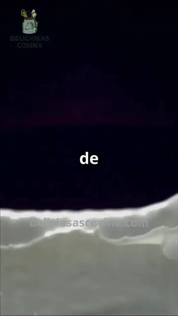 Video thumbnail for Helado de Coco Con Leche Condensada