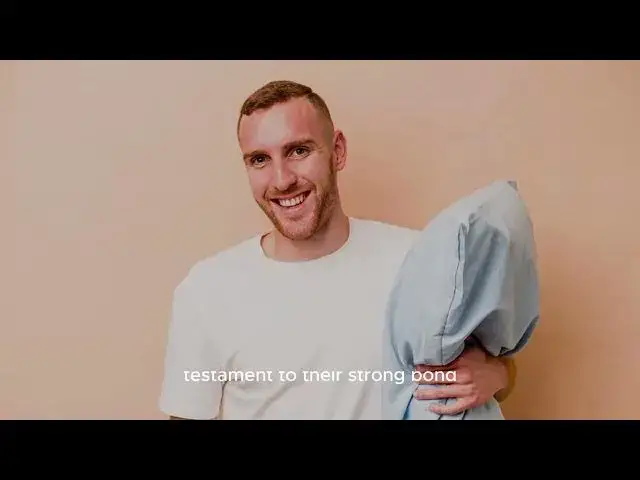 Video thumbnail for Travis Kelce Shares Sweet Message For Taylor Swift Ahead Of 2024 Grammys - E! Online - E!
