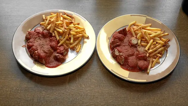 'Video thumbnail for Currywurst aus dem Airfryer'