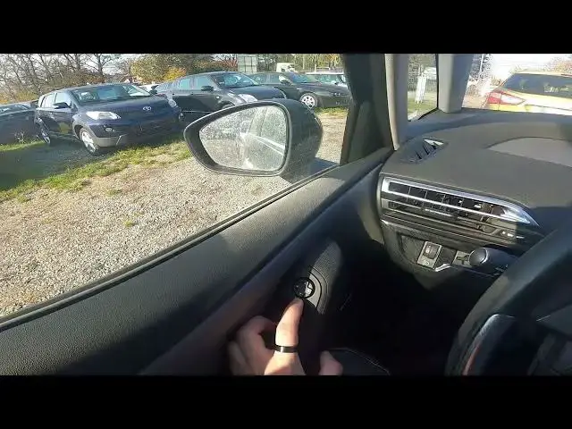 Video thumbnail for How to Close and Open Side Rearview Mirrors in Citroen C4 Picasso II ( 2013 – 2018 )