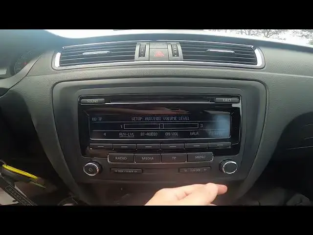 Video thumbnail for How to Change AUX Input Level in Seat Toledo IV ( 2012 – 2018 ) - Manage AUX Input