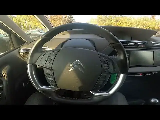 Video thumbnail for How to Automatically Lock or Unlock Doors in Citroen C4 Picasso II ( 2013 – 2018 )