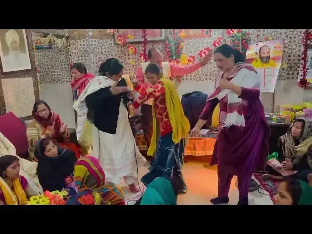 Video thumbnail for मैं गोकुल जाऊंगी , कृष्ण भजन,#रावता मोड़ पर क्या हुआ, देखें भजन में #happy_lokgeet  #bhaktisadhna