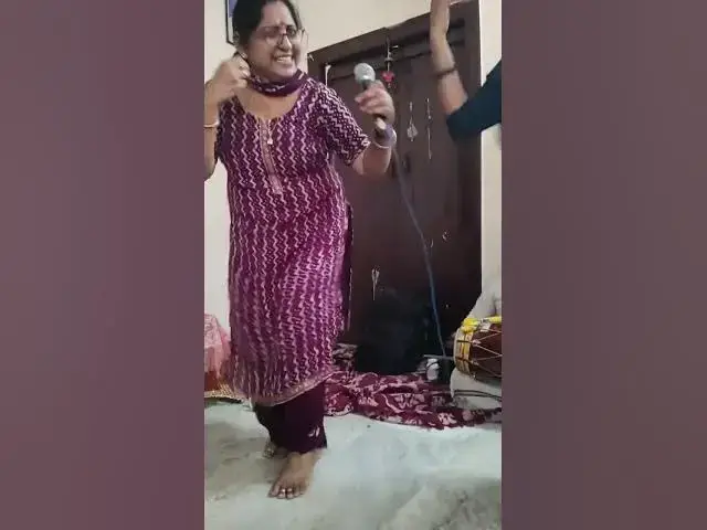 Video thumbnail for बहुत सुंदर रामजी का भजन डांस#happy_lokgeet #viral #डांस #hindi#सामाजिक कीर्तन