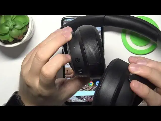 Video thumbnail for JBL Tune 700 - How To Pair With Android