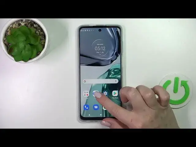Video thumbnail for How to Create Home Screen Folder in Motorola Moto G62 5G?