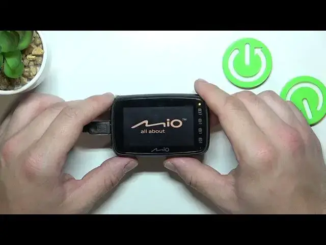 Video thumbnail for How to Insert SD Card on MiVue 812 – SD Card Installation