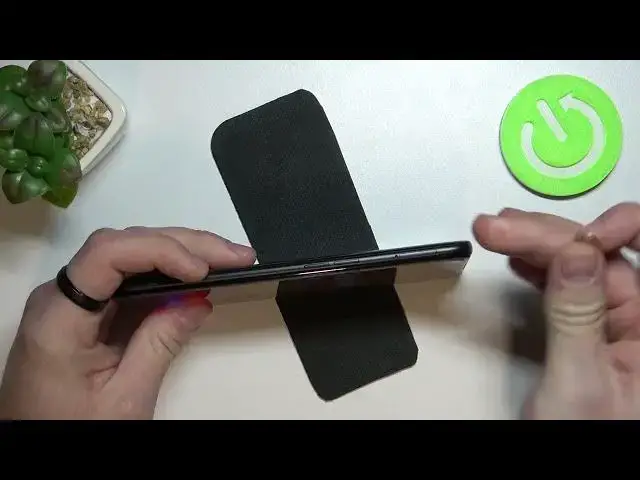 Video thumbnail for Does the REALME 9i have an SD Card Slot? – Insert SD Card