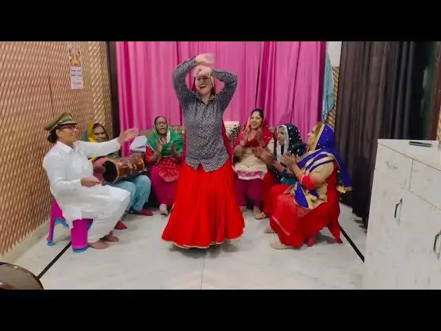 Video thumbnail for मन मिलजा  पेंशन लाऊ राम की माला#हैप्पी लोकगीत#हरयाणवी भजन#में ले ले सूट देव,बेटी न रोप दिया चाला