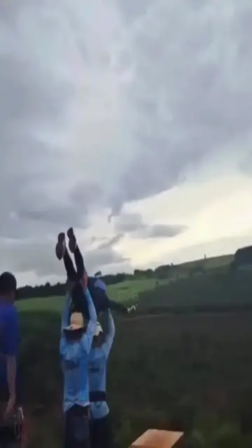 Video thumbnail for Brazil Rope Jump Death Sparks Investigation Into Alleged Safety Negligence