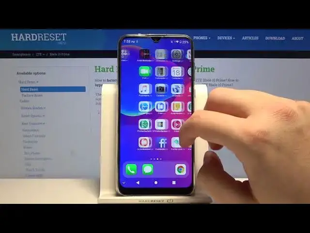 Video thumbnail for How to Download and Install iOS Launcher in ZTE Blade 10 Prime – Apply iPhone Layout