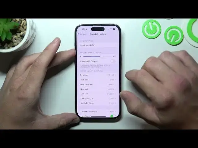 'Video thumbnail for How to Switch Volume Keys Function in iPhone 14 Pro - Control Volume Level'
