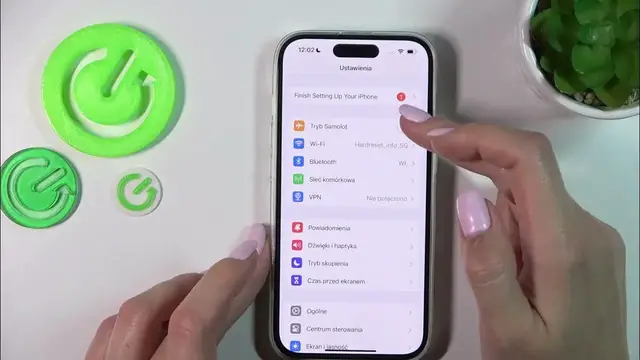 Video thumbnail for Jak włączyć Tryb Samolotowy w iPhone 15?