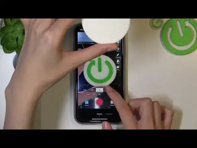 Video thumbnail for How to Use Outline Effect on TikTok