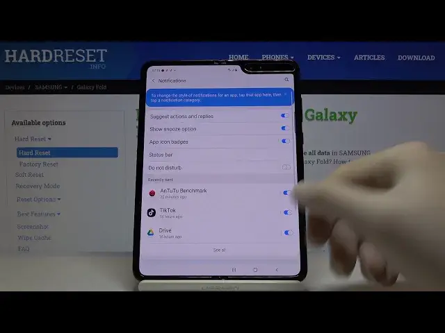Video thumbnail for How to Enter Notification Settings SAMSUNG Galaxy Fold – Notification Options