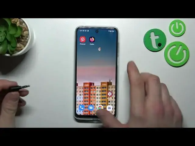 'Video thumbnail for How to Connect Headphones to MOTOROLA Moto G13'