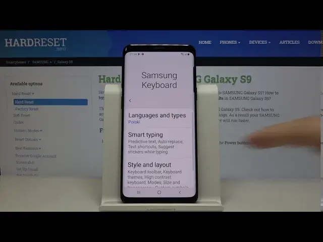 Video thumbnail for How to Activate Auto-Correction in Samsung Galaxy S9 - Correct Misspelled Words
