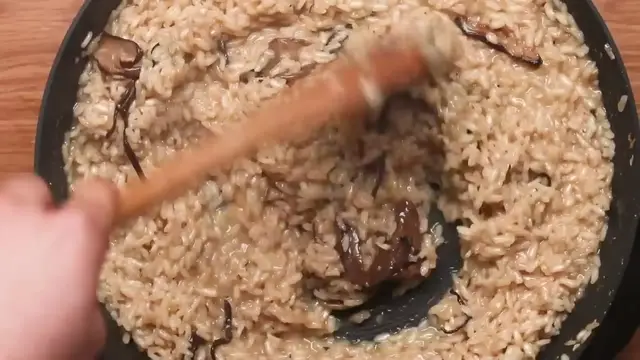 'Video thumbnail for How to Make Easy Risotto _ You Can Cook That _ Allrecipes.com(720P_HD)'