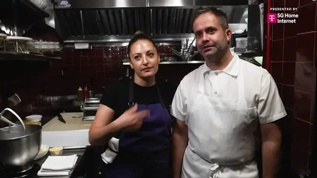 Video thumbnail for Pasta and Meatballs Is a Chef Power Couple s Perfect Date Night   Meals That Made Us(720P HD)