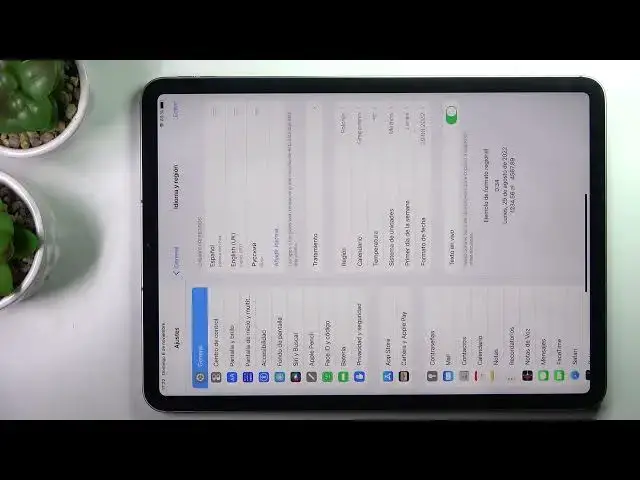 Video thumbnail for How to Change the System Language on the iPad Pro 11'' 2022