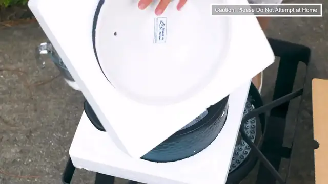 'Video thumbnail for Clay Pot Test; Pour Water into a 1000°F Claypot (720p 30fps)'