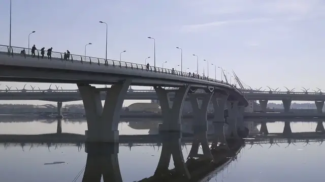 Video thumbnail for Waterfront Gardens