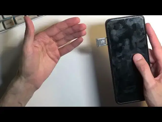 'Video thumbnail for How to Insert a Nano SIM and Micro SD Cards Into POCO M5'