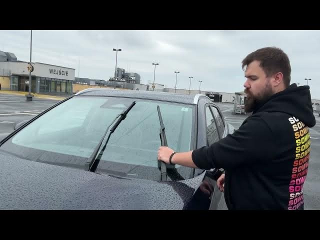 Video thumbnail for OMODA 5 EV – How to Replace Wipers