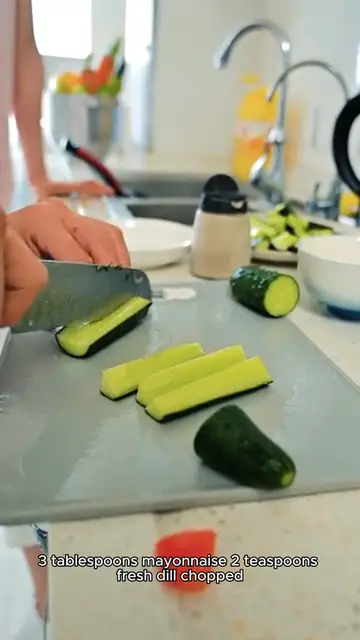 Video thumbnail for cucumber sandwich recipe