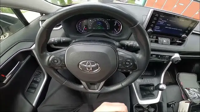 Video thumbnail for How to Enable or Disable Auto Hold Function in Toyota RAV 4 V ( 2018 - now )
