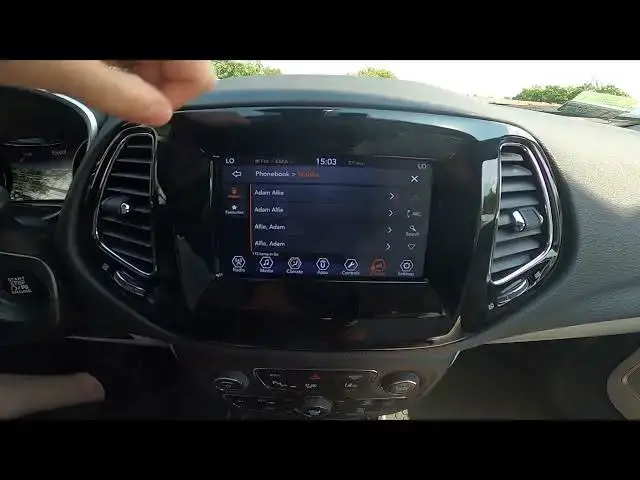 'Video thumbnail for How to Make Phone Calls via Bluetooth in Jeep Compass II ( 2017 - now ) | Dial a Number'
