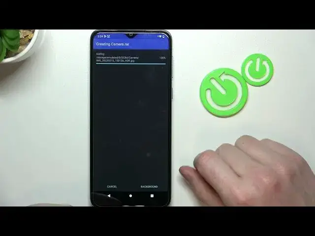 'Video thumbnail for How to Pack Files into RAR & Zip Archives on MOTOROLA Moto E13'