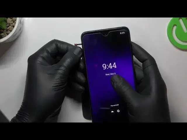 Video thumbnail for How to Take Out SIMCard from Motorola Device? Remove SIM Card from Phone in Few Seconds!