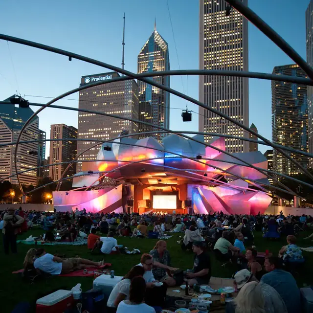 Video thumbnail for Experience the Chicago Jazz Festival: Music, Food, and Fun!