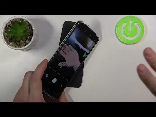 Video thumbnail for How to Take Selfie Using Palm Gestures on Vivo Y72 - Change Camera Shooting Methods