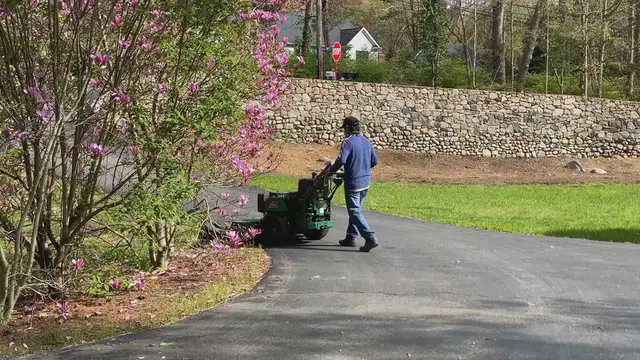 Video thumbnail for Lawn edging ideas