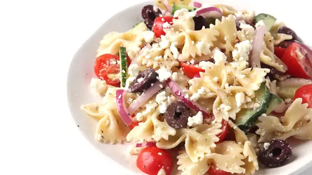 Video thumbnail for Mediterranean Pasta Salad Recipe